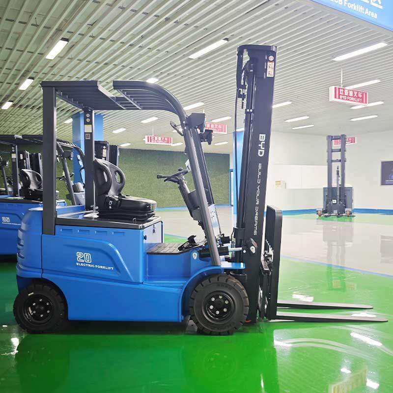 从汝城县工厂看电动叉车的应用情况(图1) 从汝城县工厂看电动叉车的应用情况(图1)