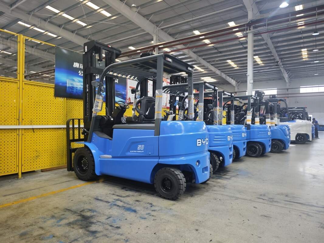 在江永县选购电动叉车，先弄清这几点(图1)