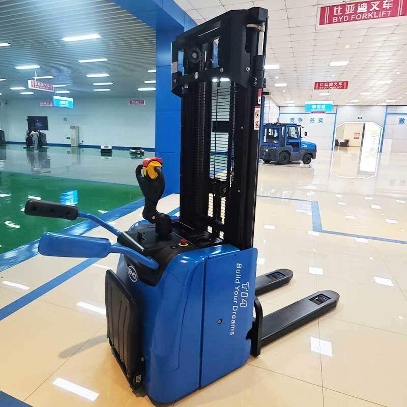 电动叉车电池技术迭代，推动设备使用体验提升